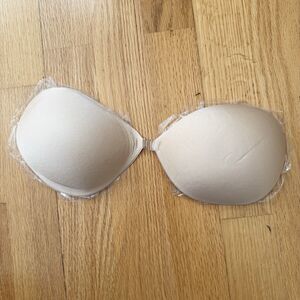 QueenSecret Adhesive Strapless Bra D Cup & Nipple Covers NIP Party Prom Plunge